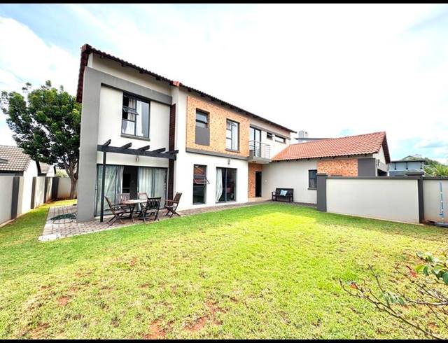 3 BEDROOM HOUSE FOR SALE IN MIDSTREAM RIDGE